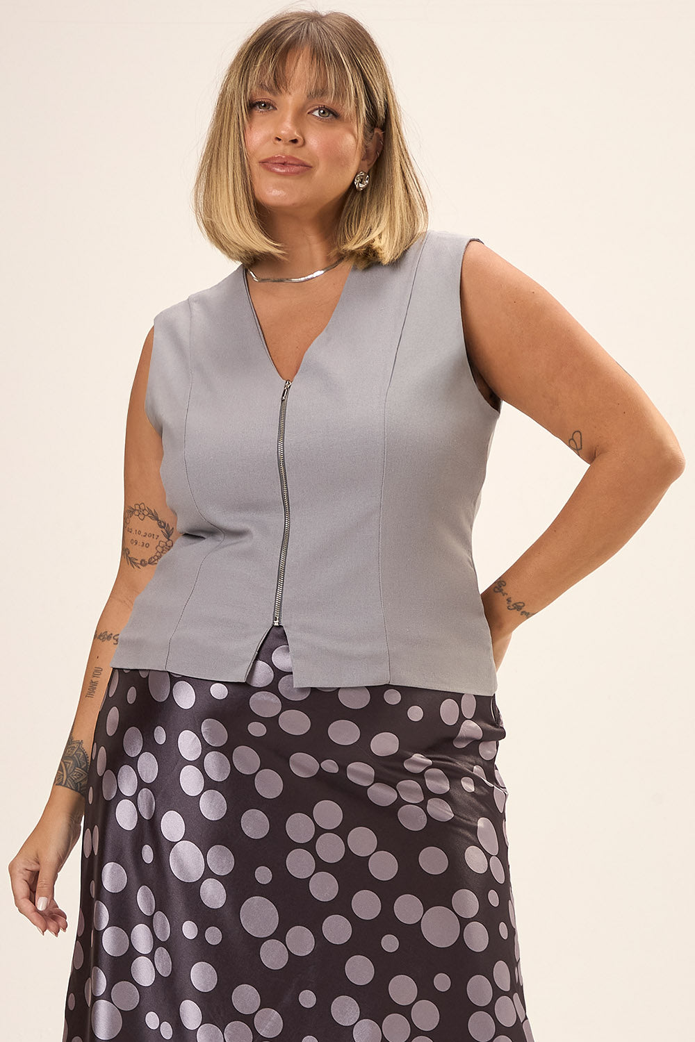 Blusa Alfaiataria Plus Size Viscose com Linho Firenze Cinza Cess
