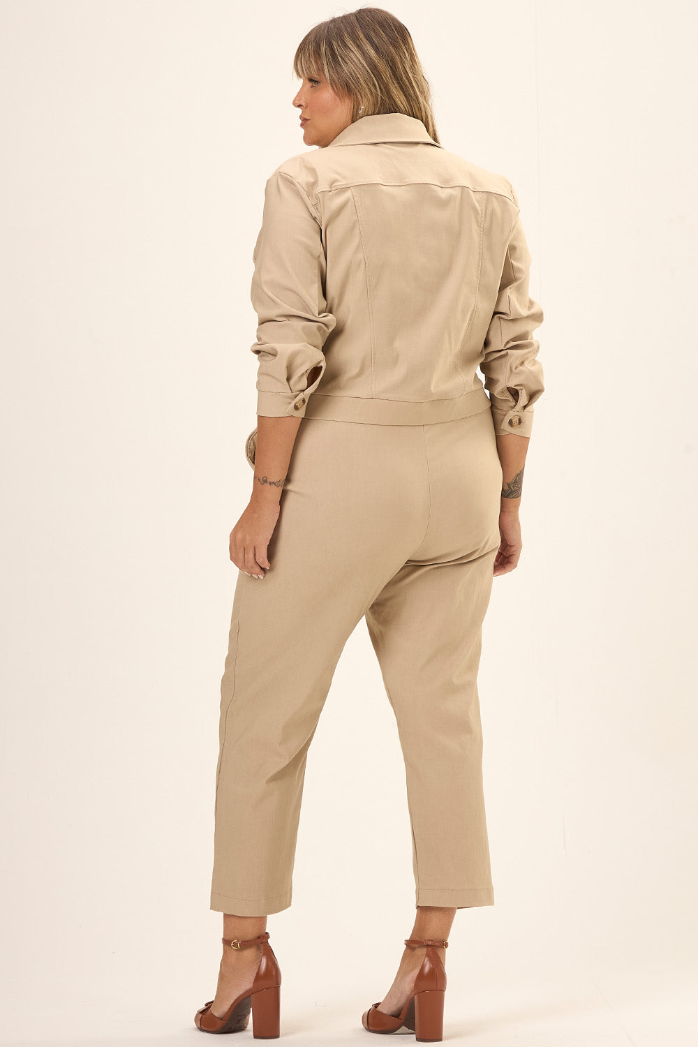 Jaqueta Manga Longa Plus Size Bengaline Sarjado Pienza Bege Cess