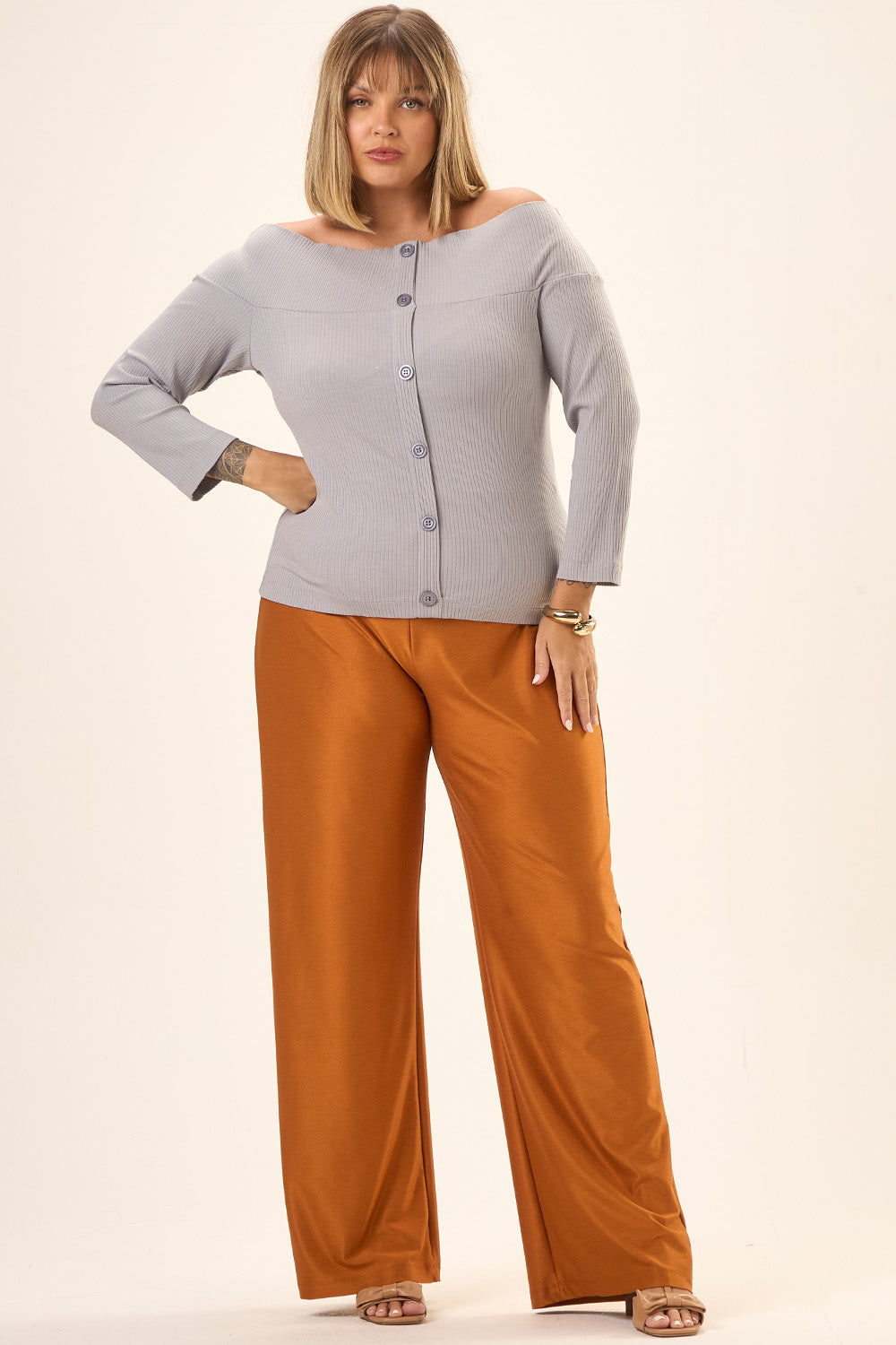 Blusa Ombro a Ombro Plus Size Canelado Hera Cinza Cess