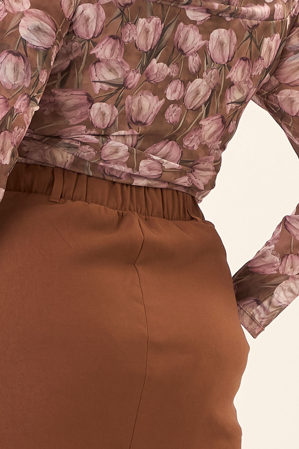 Saia Midi Plus Size Tecido Sarjado Pienza Marrom Cess