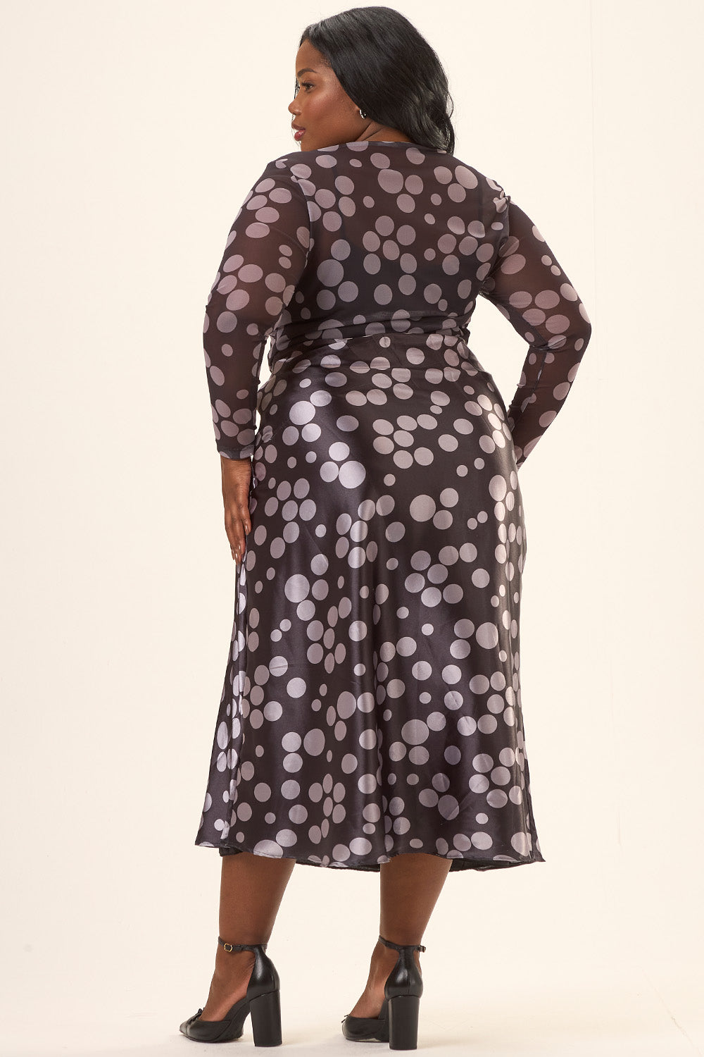 Blusa Manga Longa Plus Size Tule Estampado Poá Vinci Cess