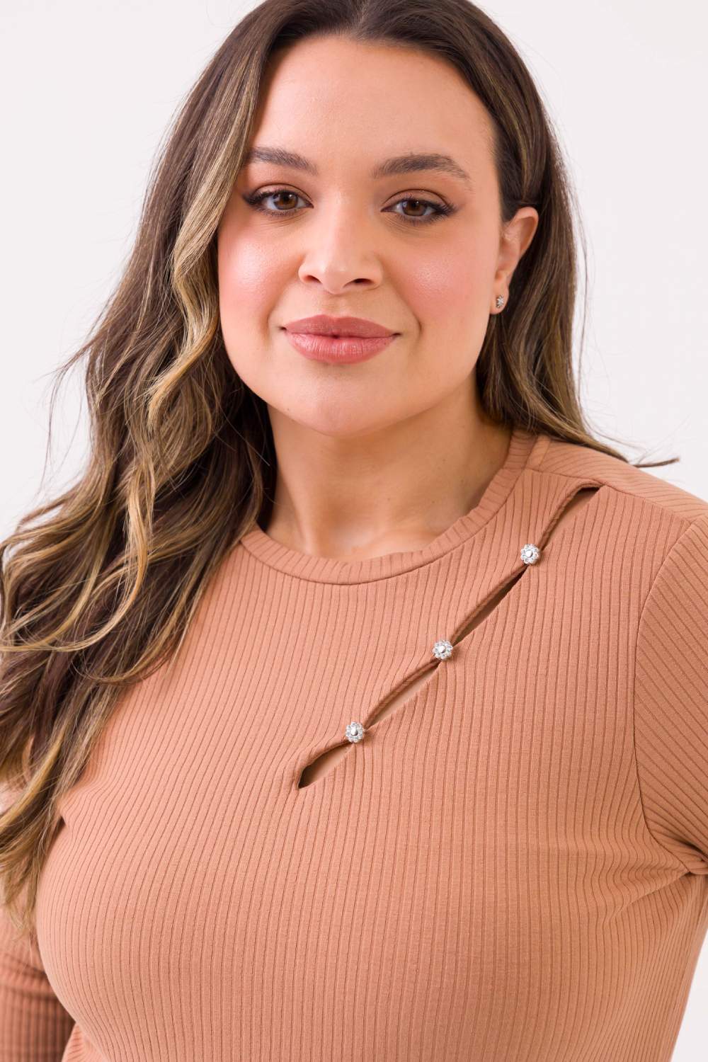 Blusa Plus Size Wendy Canelado e Aplique Brilho Bege Cess