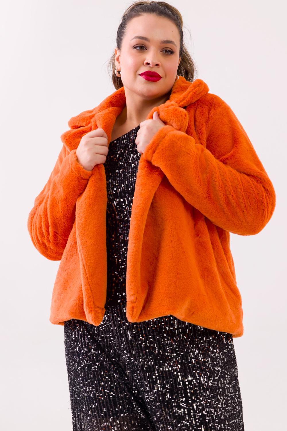 Casaco Plus Size Alícia Pelos Laranja Cess