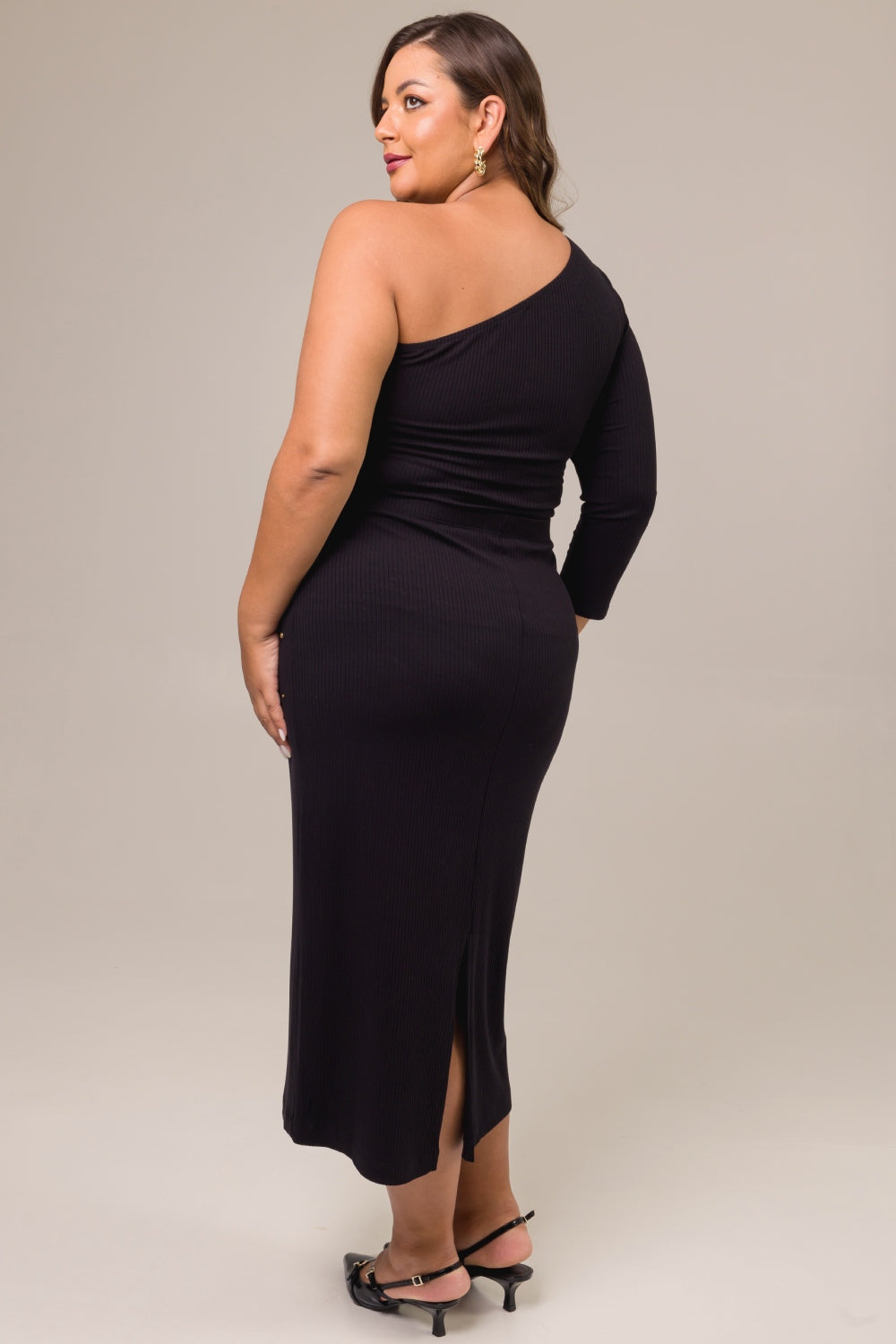 Blusa Plus Size Um Ombro Manga 7/8 com Apliques Alana Preto Cess