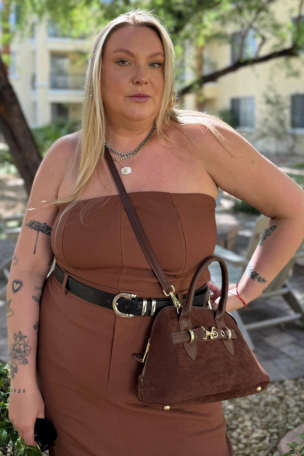 Blusa Tomara Que Caia Plus Size Tecido Sarjado Pienza Marrom Cess