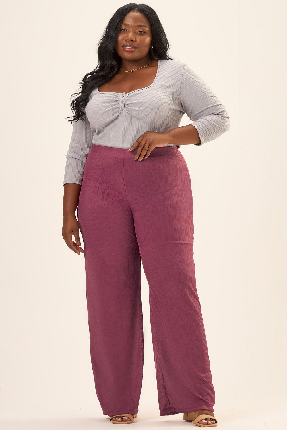 Calça Pantalona Plus Size Malha Plissada Dalia Vinho Cess