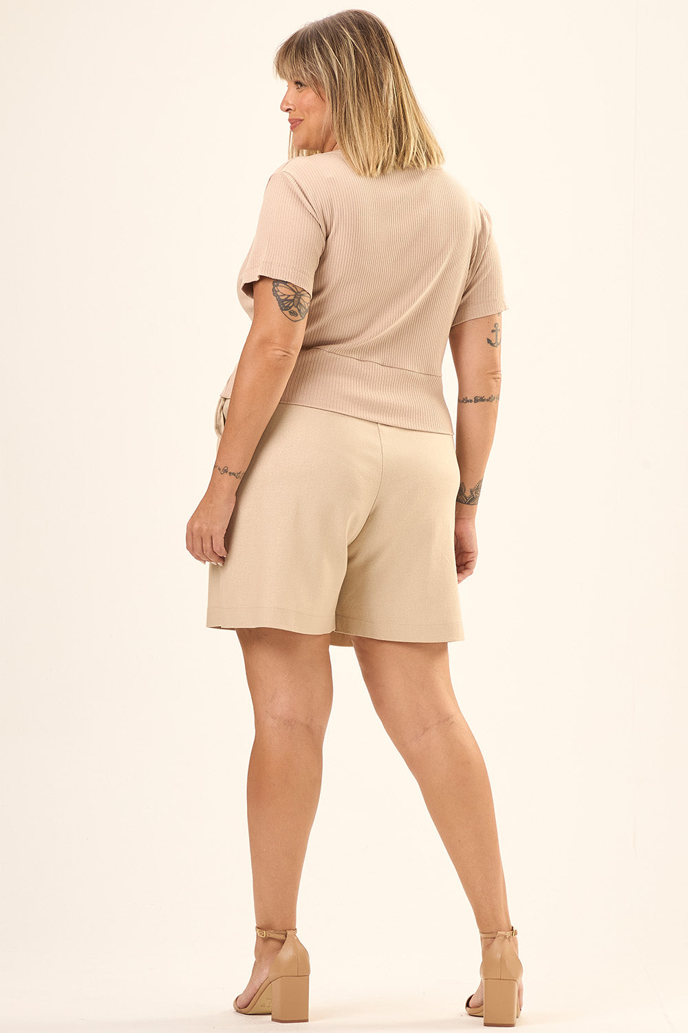 Blusa Decote V Plus Size Canelado Magnolia Bege Cess