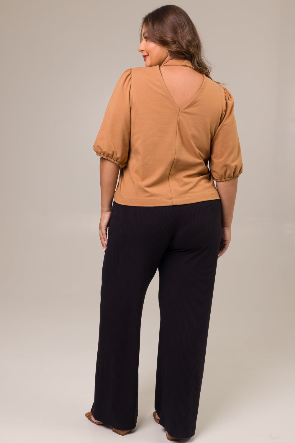 Blusa Plus Size Dandara Malha Caramelo Cess