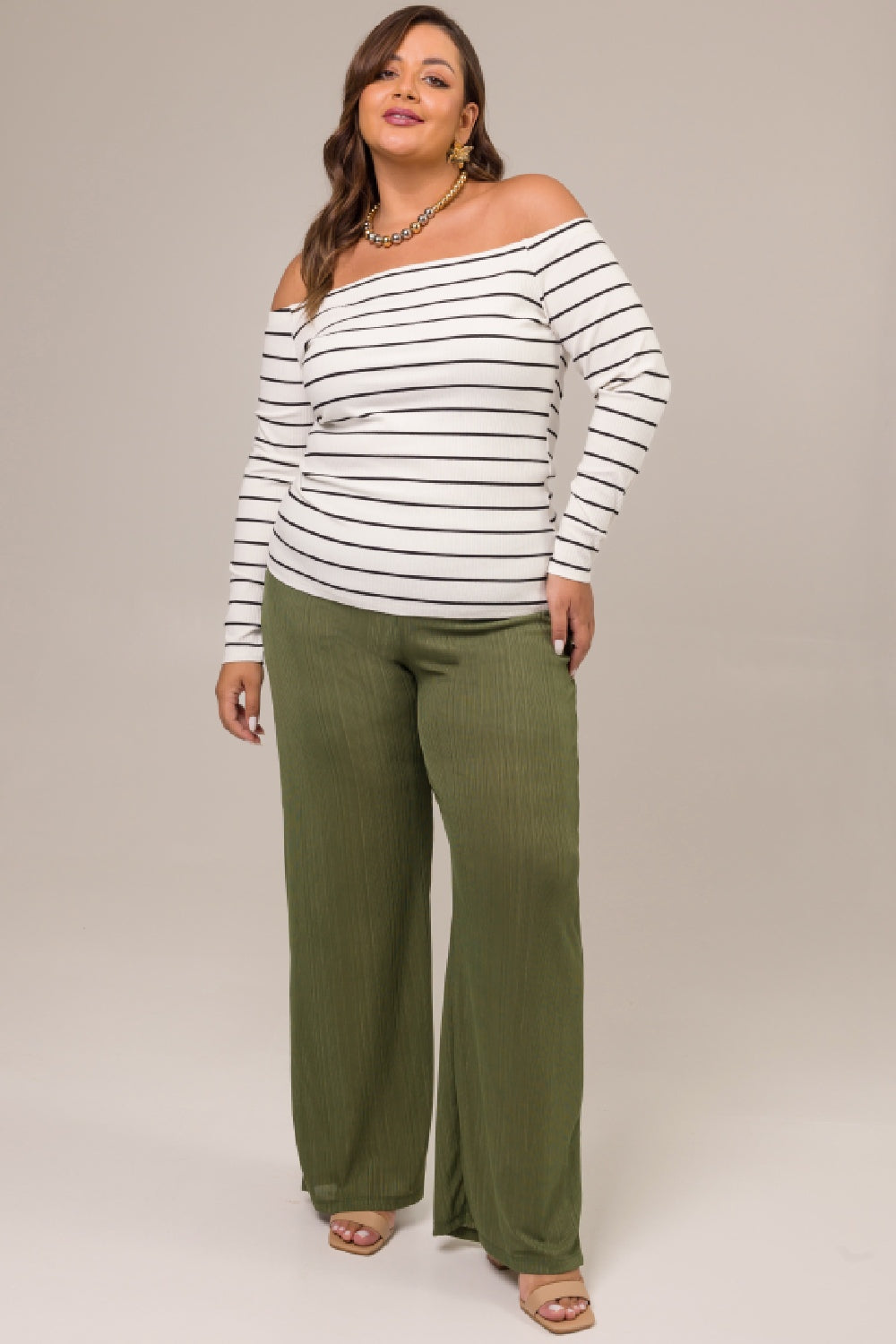 Calça Pantalona Plus Size Jade Malha Plissada Verde Cess