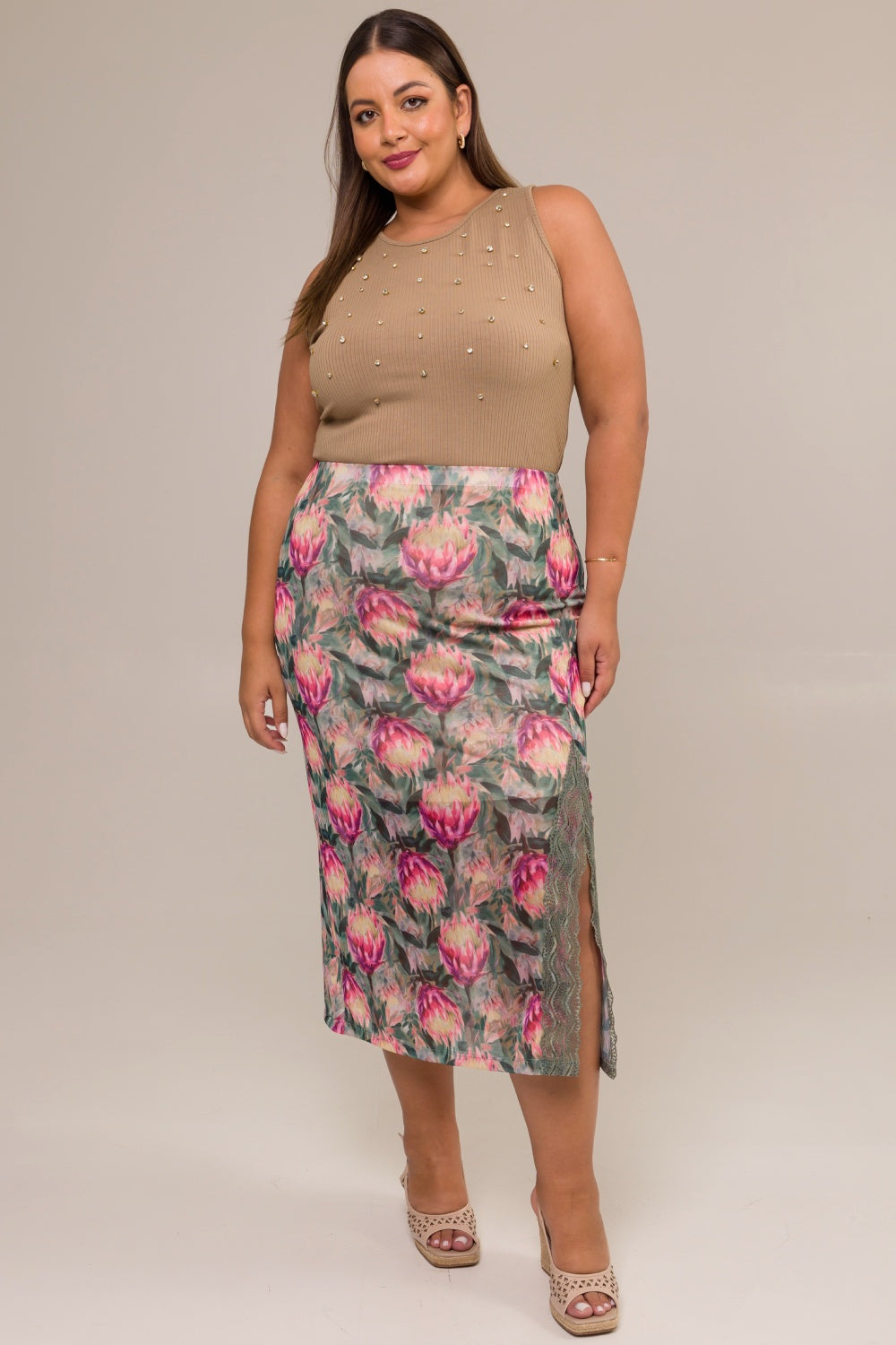 Saia Midi Plus Size em Renda e Tule Estampa Proteas Cess