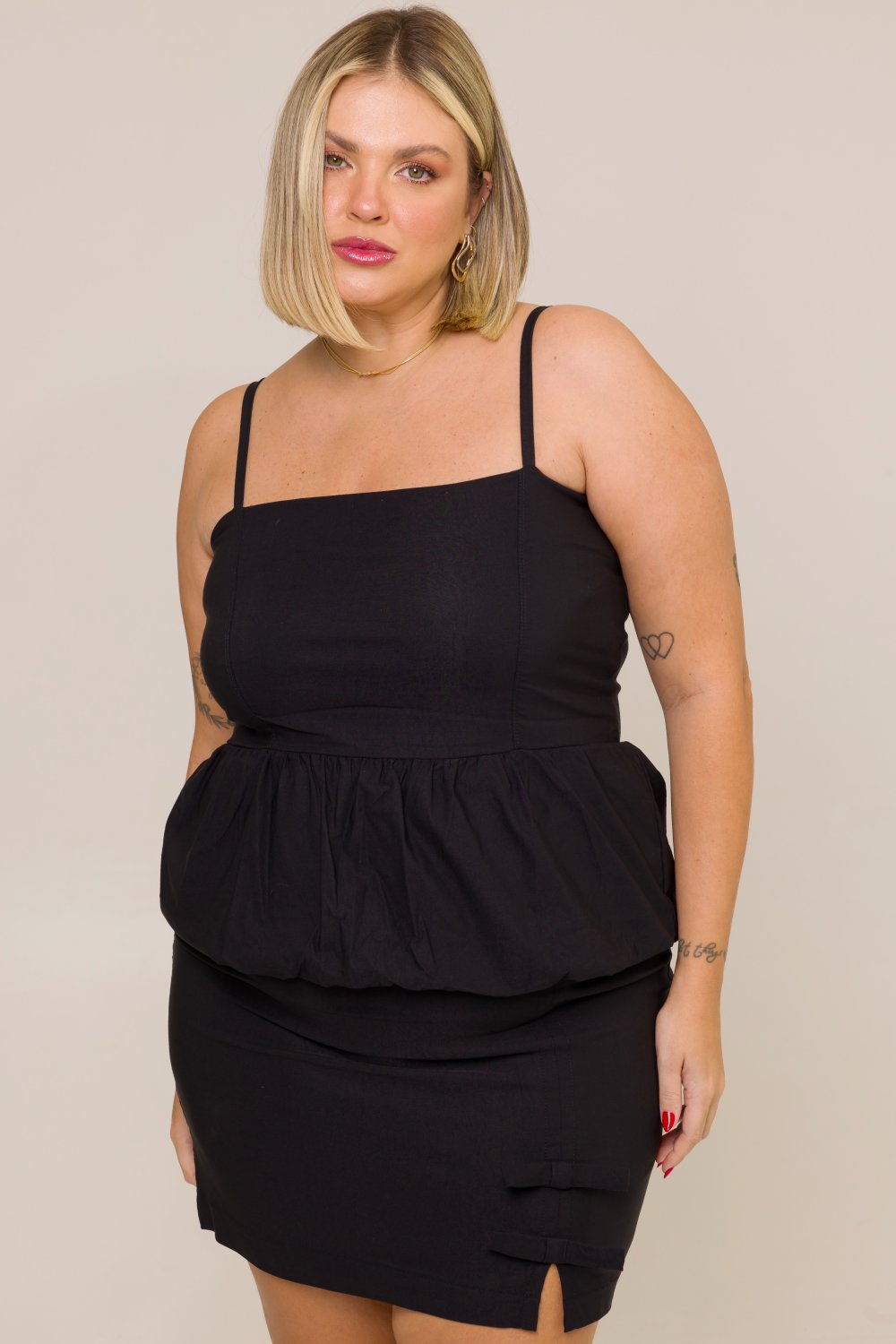 Saia Curta Plus Size Alfaiataria com Laços Flora Preto Cess