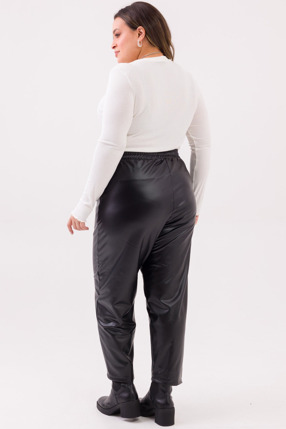 Blusa Plus Size Greta Canelado Off White Cess