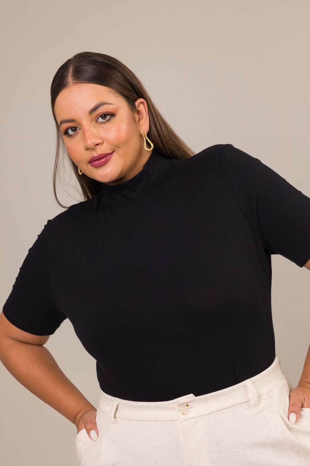 Blusa com Gola Alta Plus Size Canelada Rachel New Preto Cess