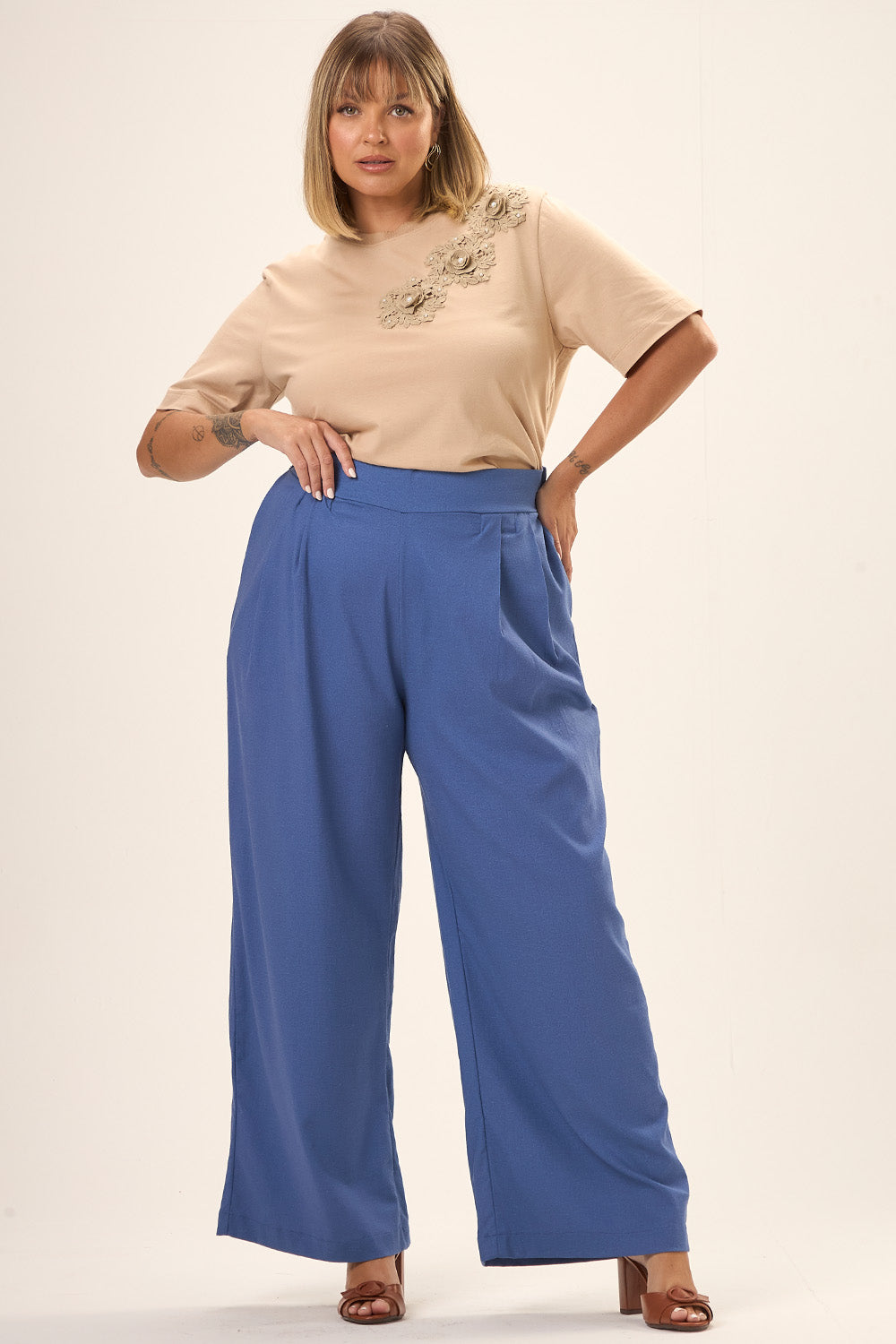 Blusa Bordado Manual Plus Size Algodão Pienza Bege Cess