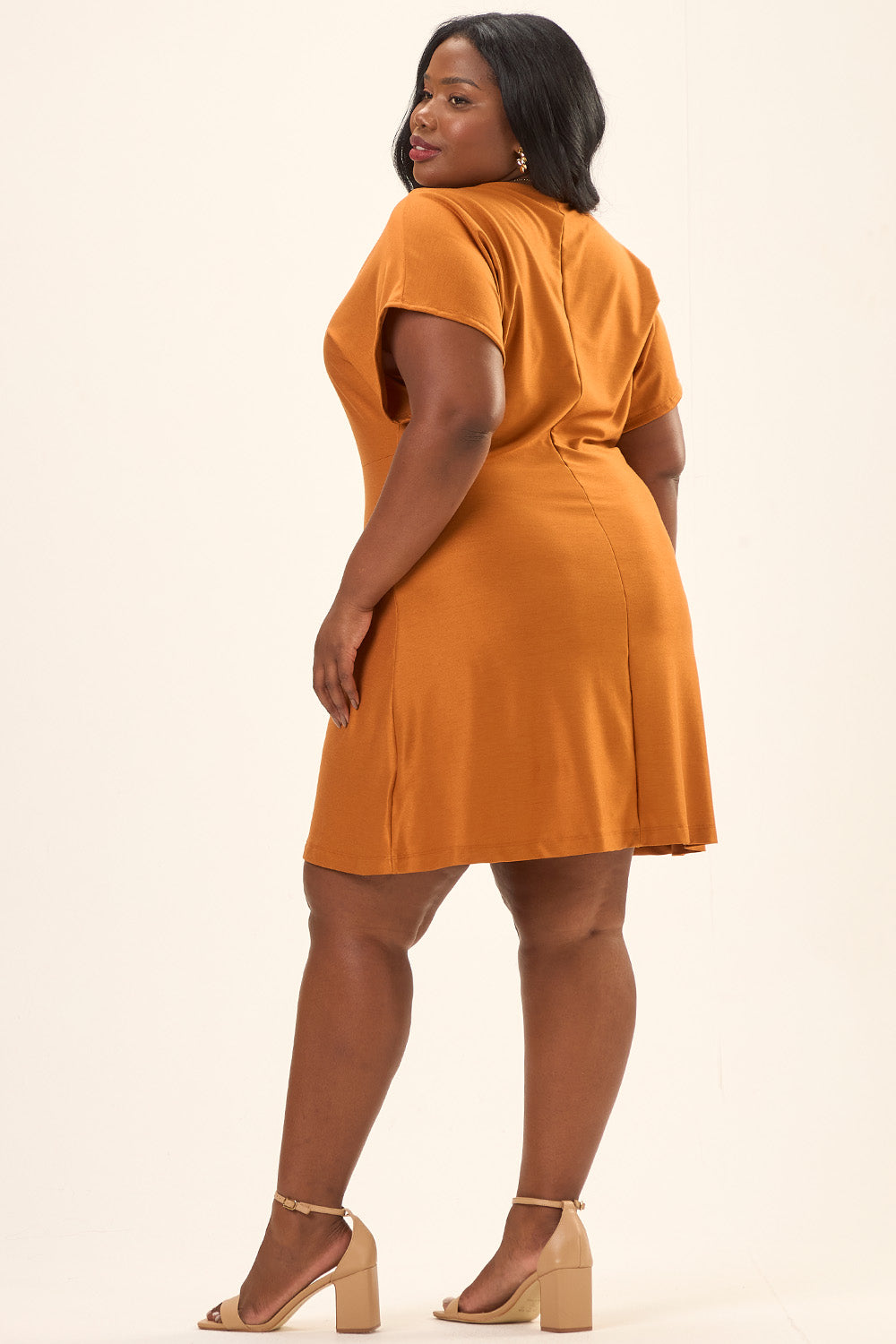 Vestido Curto Plus Size Viscose Colina Cobre Cess