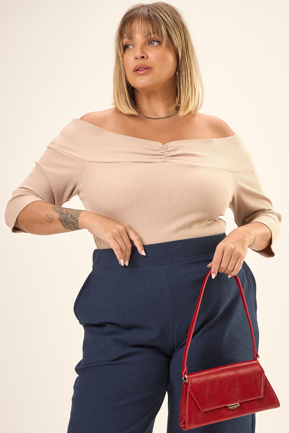 Blusa Ombro a Ombro Plus Size Canelado Magnolia Bege Cess