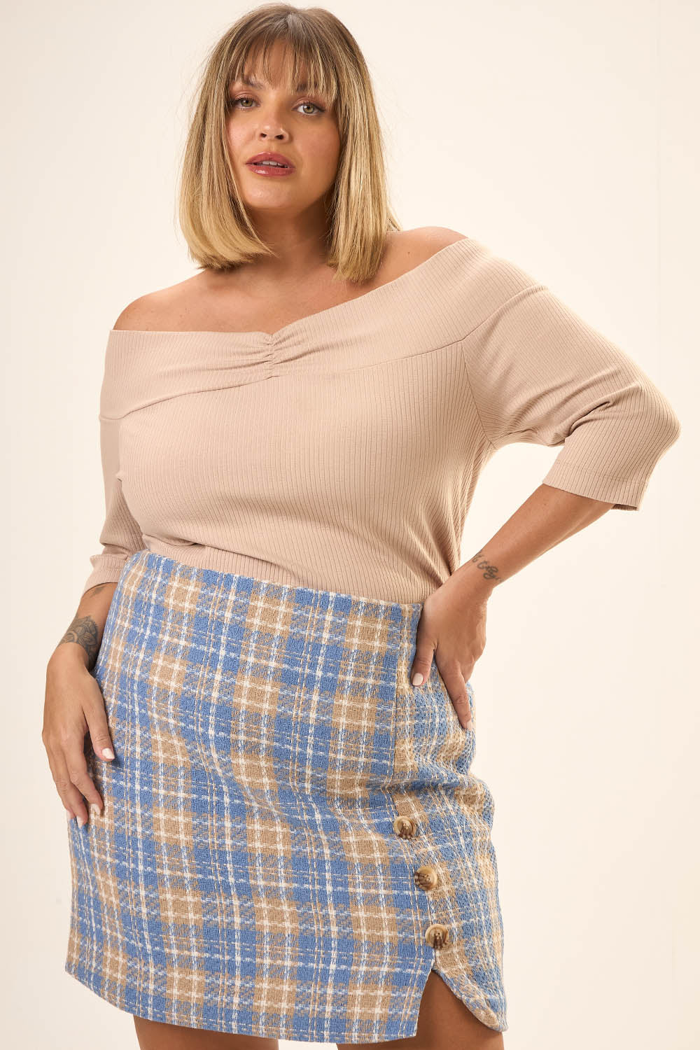 Blusa Ombro a Ombro Plus Size Canelado Magnolia Bege Cess