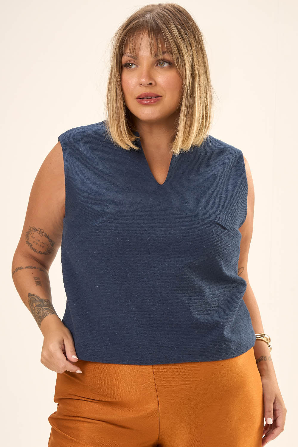 Blusa Cropped Plus Size Malha Ecológica Sicilia Azul Marinho Cess