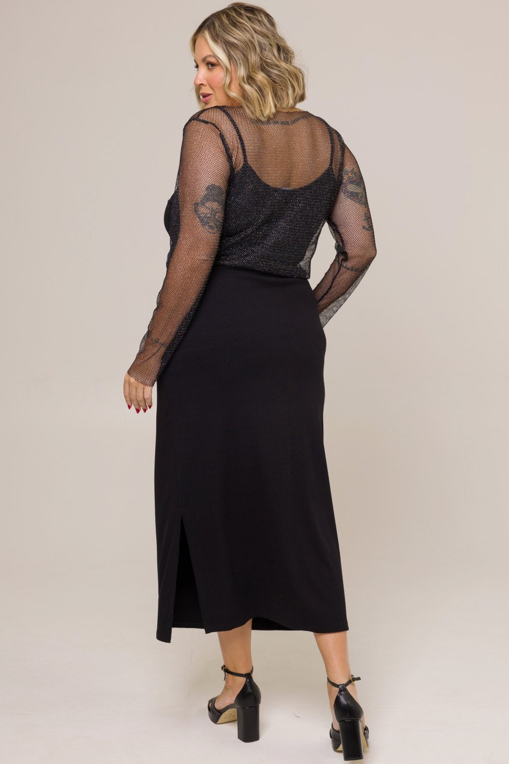 Blusa Cropped Plus Size Em Tela Bela Preto Cess