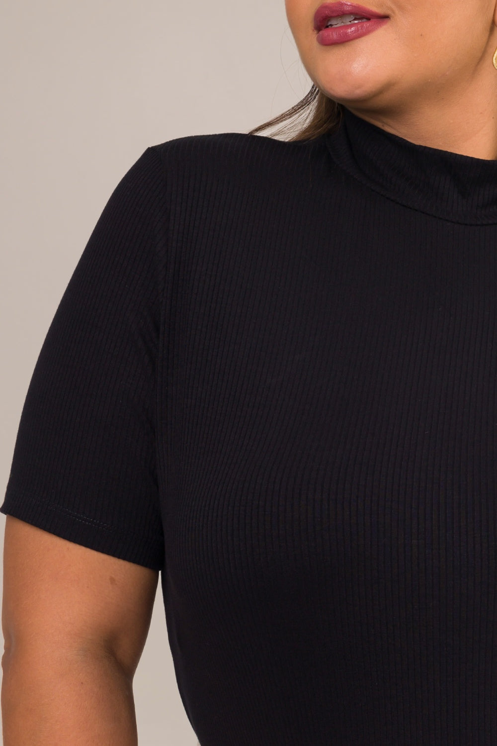 Blusa com Gola Alta Plus Size Canelada Rachel New Preto Cess